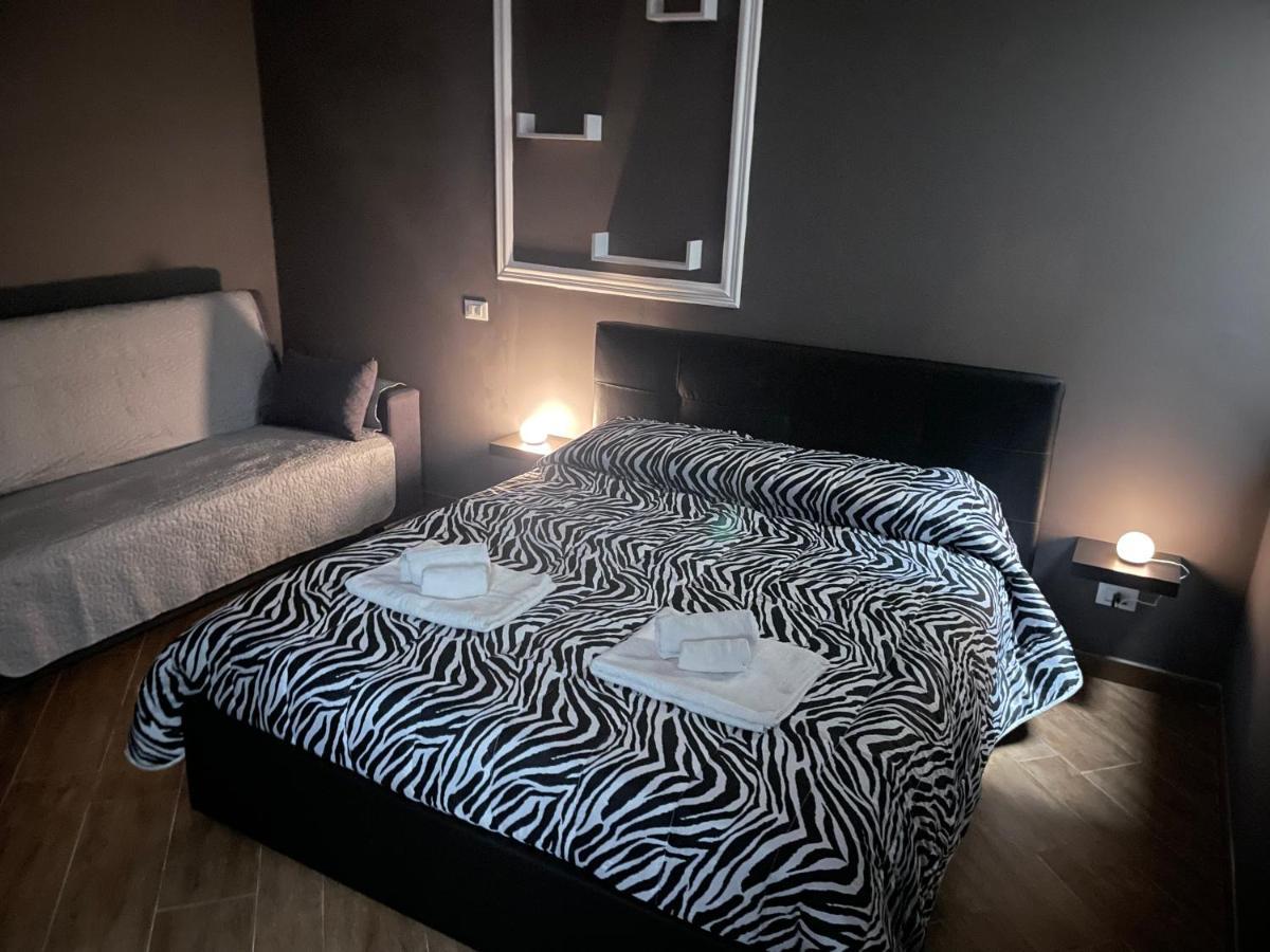 B&B Miramare Suite Borgo Таранто Экстерьер фото