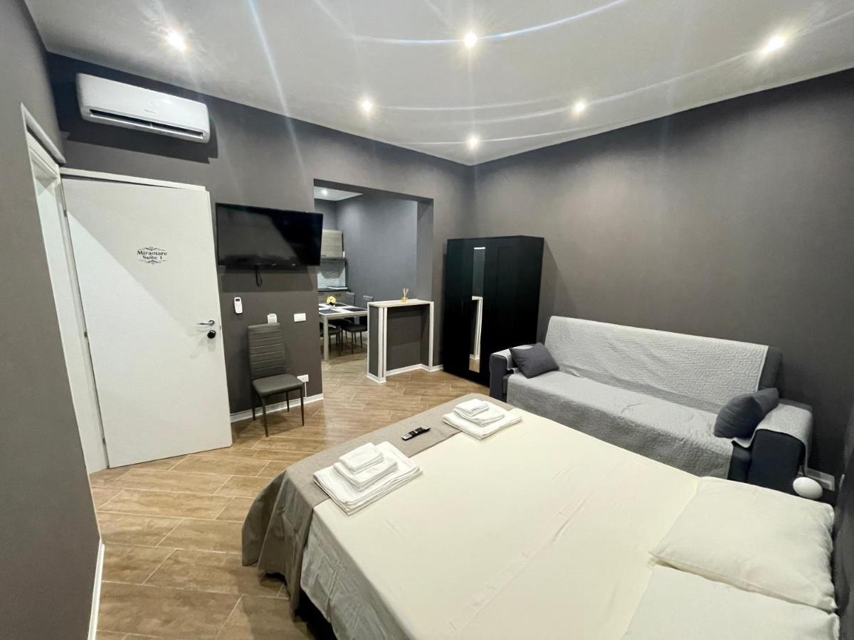 B&B Miramare Suite Borgo Таранто Экстерьер фото
