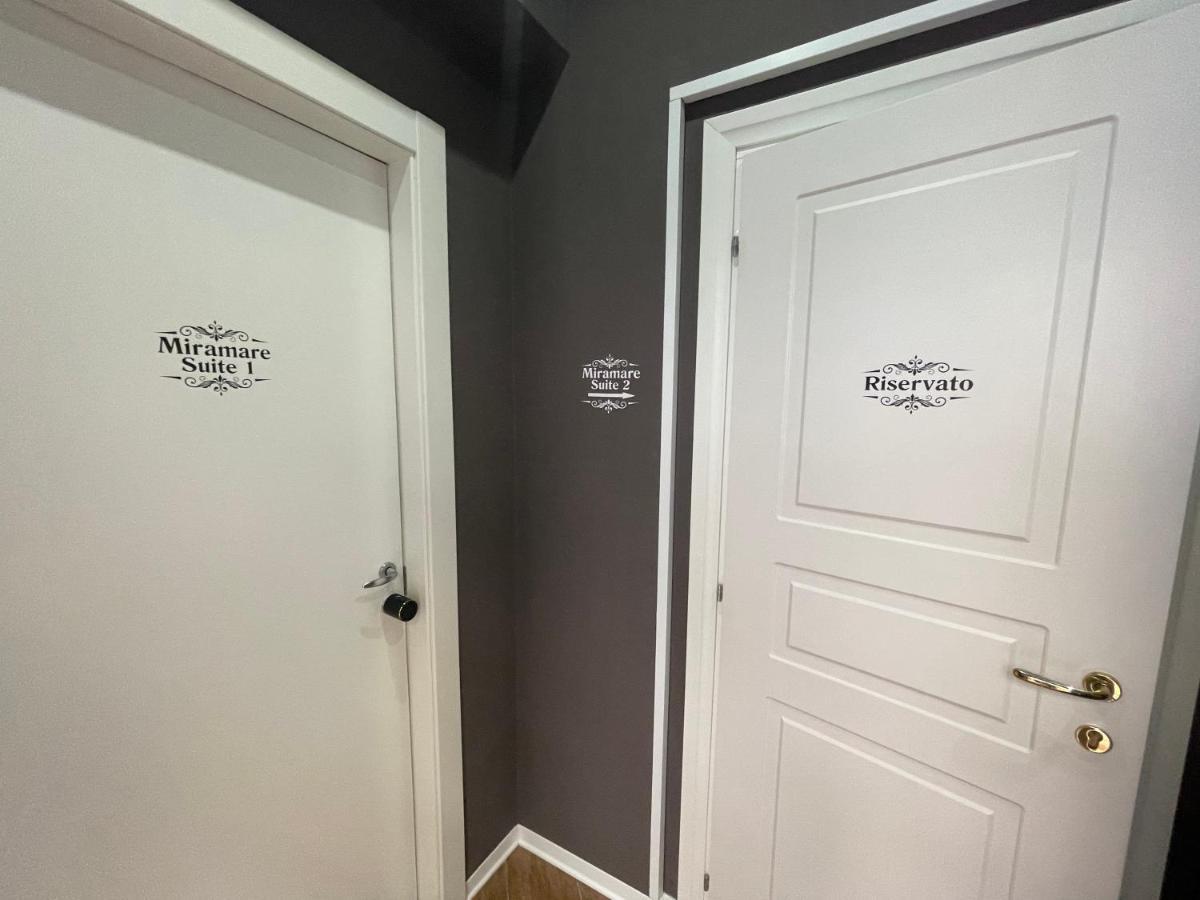 B&B Miramare Suite Borgo Таранто Экстерьер фото